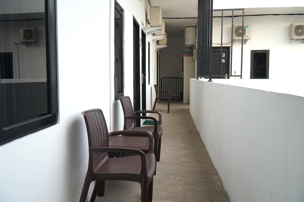 Reddoorz At Sani Guest House Balikpapan Esterno foto